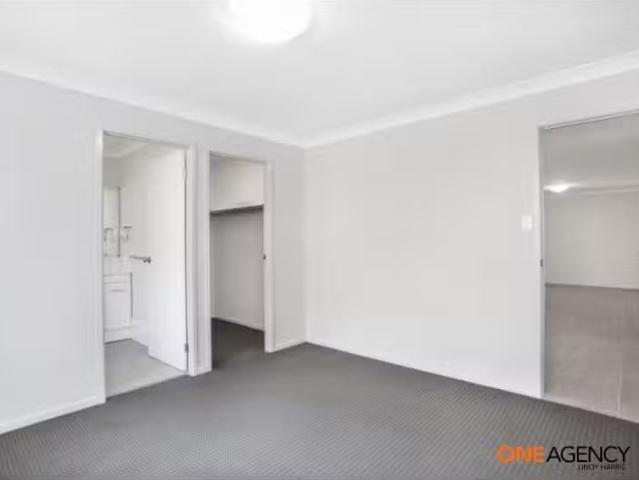 New 33A Ellie Ave, Raworth Apartment for rent Listed by Carme.