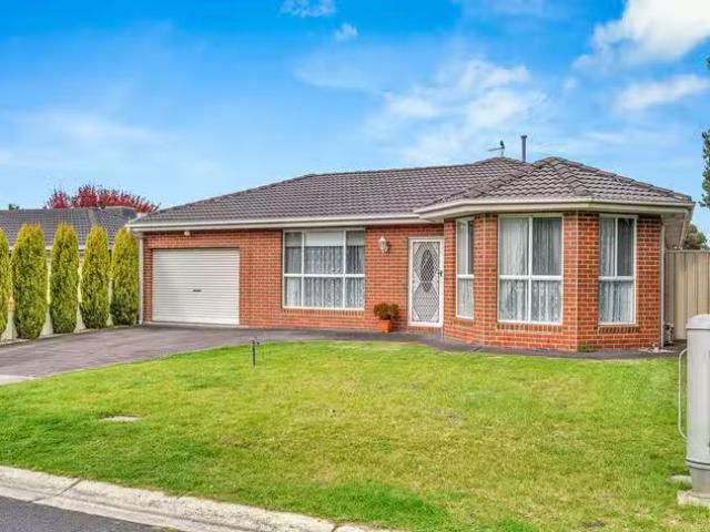 Rental! 3 Alberton Avenue, Roxburgh Park, VIC 3064