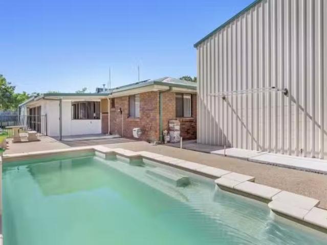 Cheap 3 Bondeson Drive, Parkhurst, QLD 4702