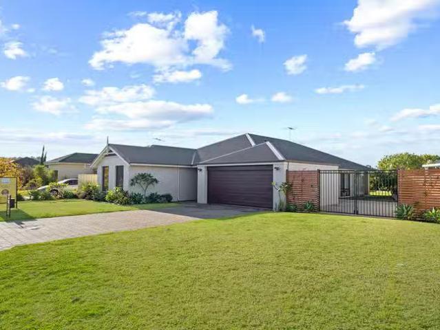 For Rent! 3 Battrass Loop, Baldivis, WA 6171