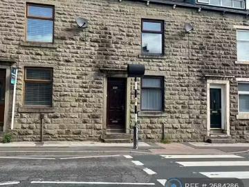 Charming 3 BA 4 bedroom terraced house for rent in Haslingden.