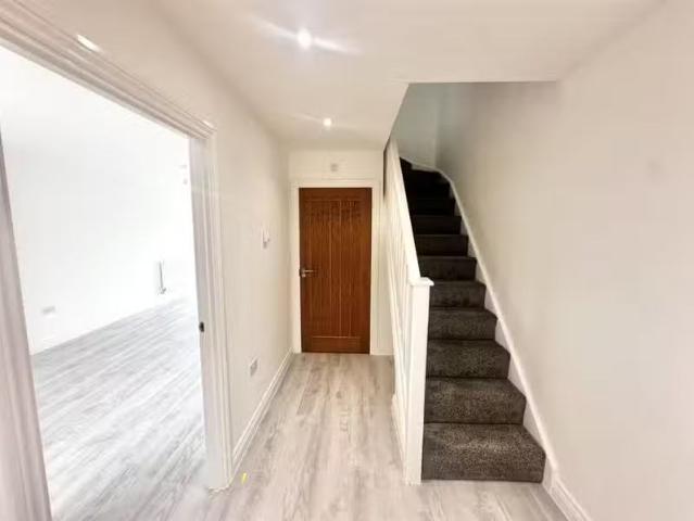 Unique 3 bedroom terraced house for rent in Woodland, 277 Abbe.