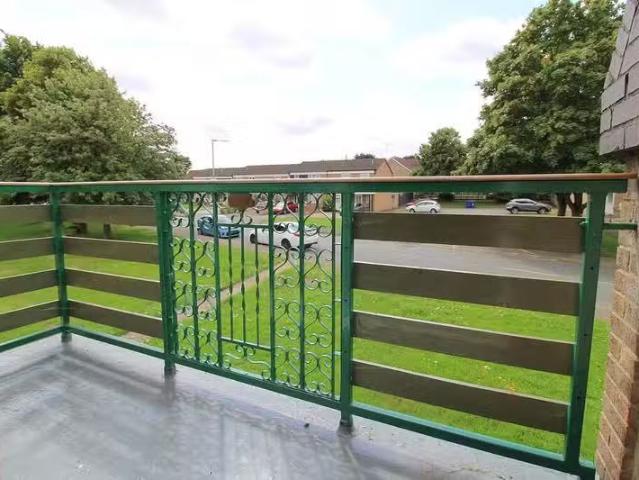 For Rent! 3 bedroom apartment for rent in George Lambton Avenu.