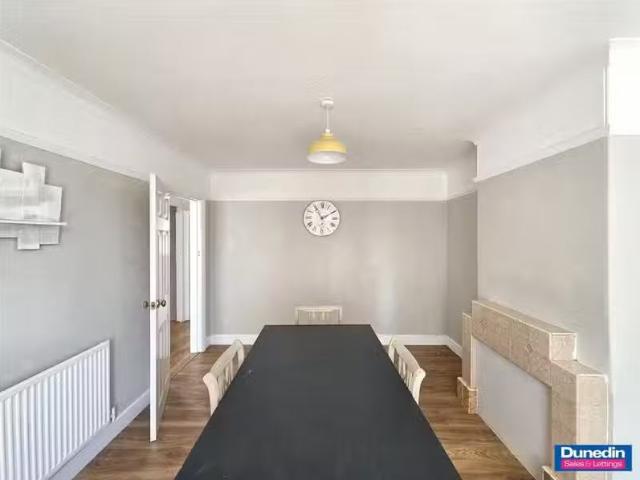 Cheap 3 bedroom semi detached house for rent in Ashill Road, R.