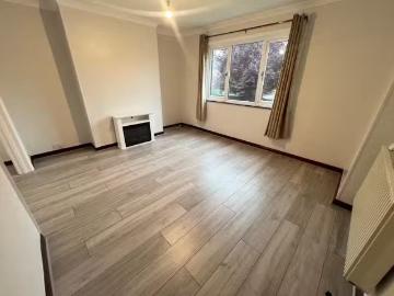 Cheap 3 bedroom semi detached house for rent in Walls Road, St.