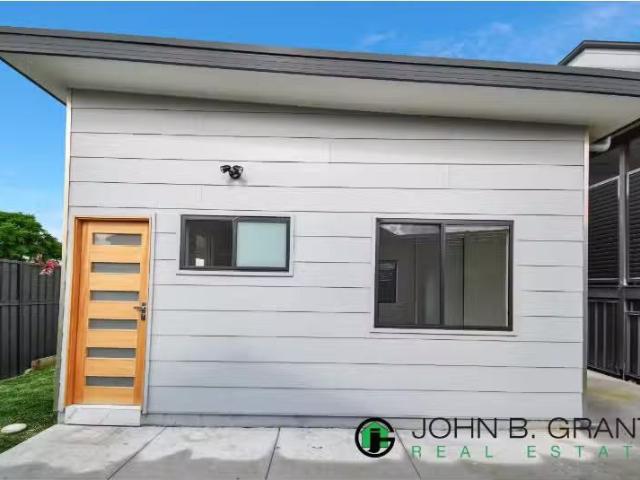 Nice 3 BR 3a Bramley Street, FAIRFIELD WEST Apartment for rent.