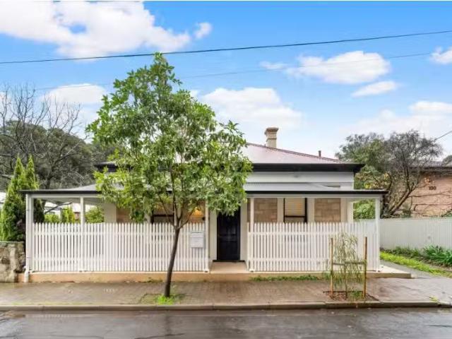 Rental! 3 BR 102 Robsart Street, Parkside House for rent List.