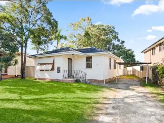 Unique 3 BR 10 Cedar Avenue, NORTH ST MARYS House for rent Li.