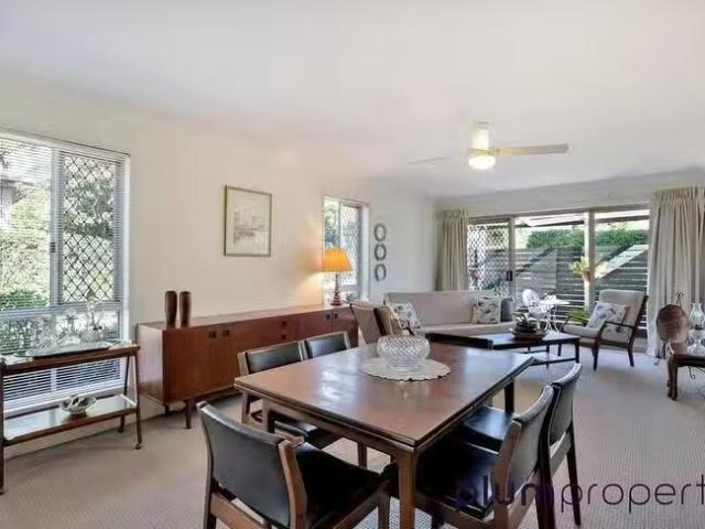 Just in! 3 BR 1/10 Golden Crest Place, Bellbowrie, QLD 4070