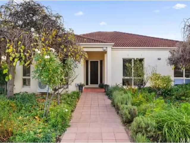 New 3 BR 1/11 Chaffey Crescent, Ainslie House for rent Listed.
