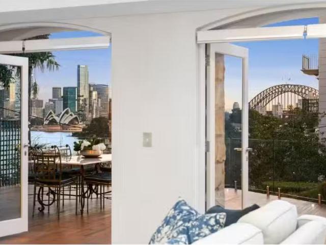 Rental! 3 BR 11/37 Milson Road, Cremorne Point Apartment for r.