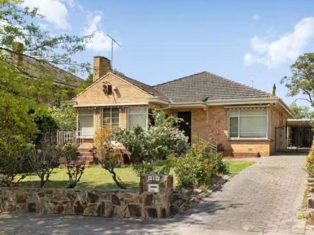 Nice 3 BR 11 Longview Road, Balwyn North VIC 3104 House Auct.