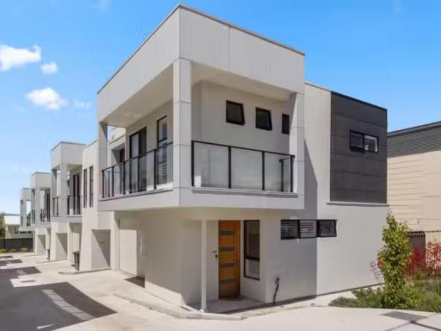 Rental! 3 BR 1/22 Maturin Avenue, CHRISTIES BEACH, SA 5165 T.