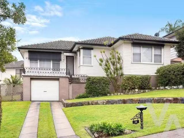 Nice 3 BR 12 Galena Street, Adamstown Heights, NSW 2289