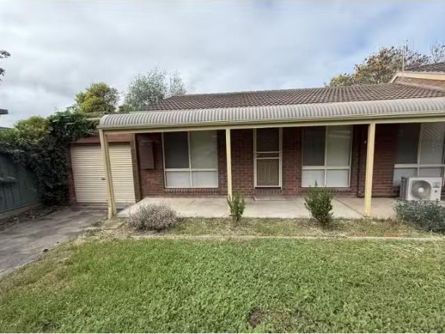 For Rent! 3 BR 1/2 St Johns Close, Kangaroo Flat Apartment for.