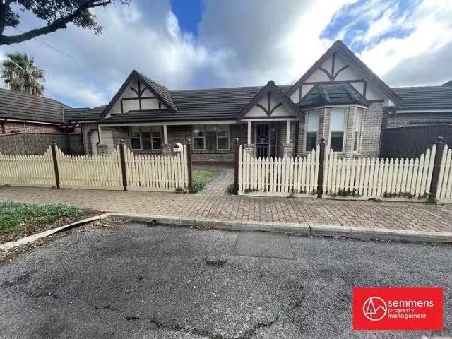 Unique 3 BR 14 Brooke Street, Broadview, SA 5083