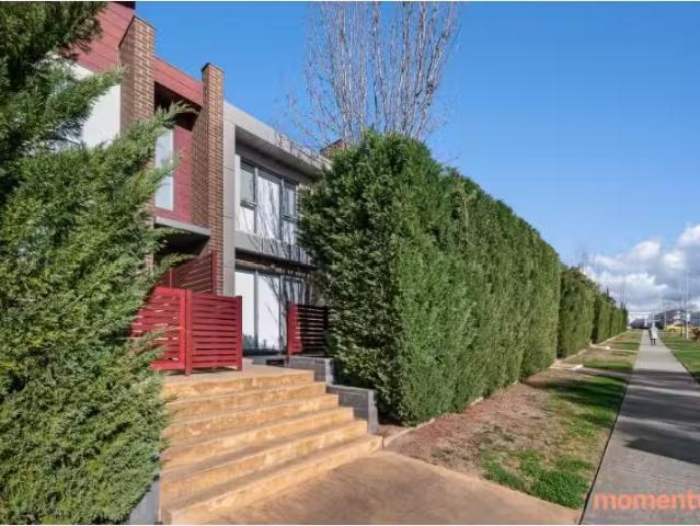 Deal! 3 BR 17/44 Tishler Street, Wright Townhouse for rent Li.