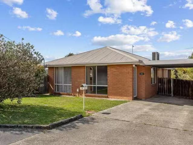 Nice 3 BR 18 Lucy Place, Prospect, TAS 7250