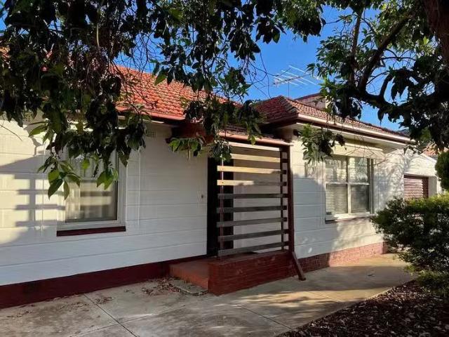 Nice 3 BR 18 Newton Terrace, Enfield, SA 5085