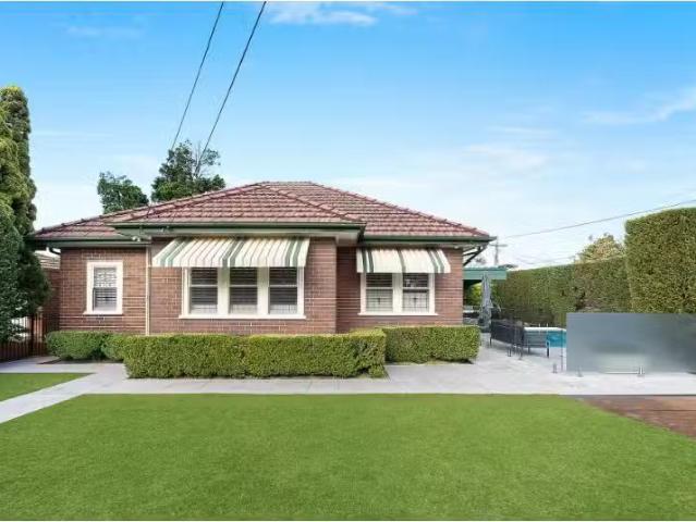 Cozy 3 BR 19 Badajoz Road, Ryde House for rent Listed by Alan.