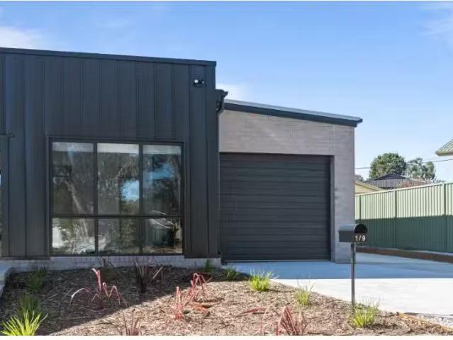 Unique 3 BR 1/9 Hopman Place, Holt Townhouse for rent Listed.