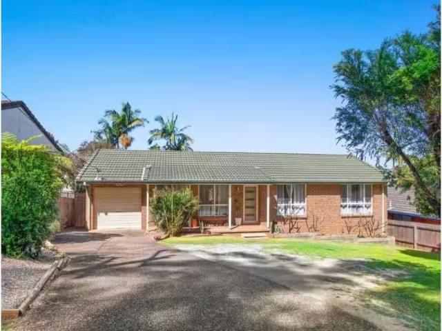 Just in! 3 BR 19 Livingstone Road, Port Macquarie House for re.