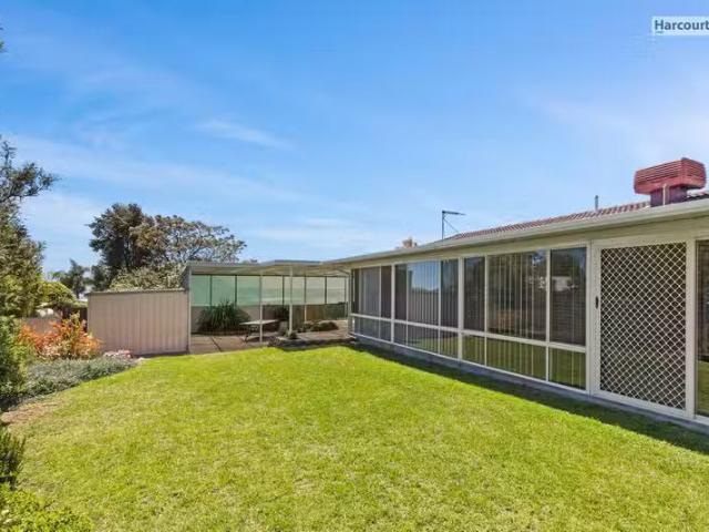 New 3 BR 19 Thermopylae Crescent, HALLETT COVE, SA 5158 Hous.
