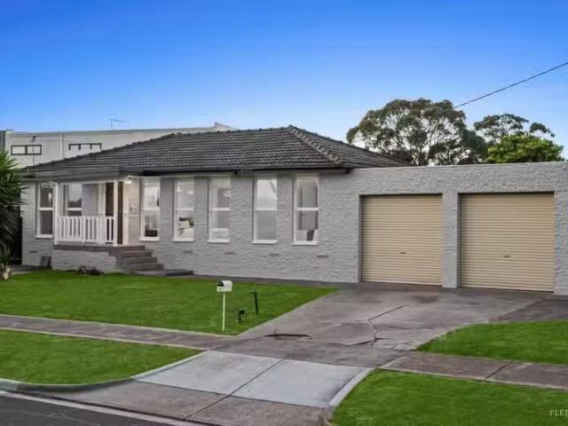 Rental! 3 BR 20 Pallant Avenue, Reservoir VIC 3073 House Auc.
