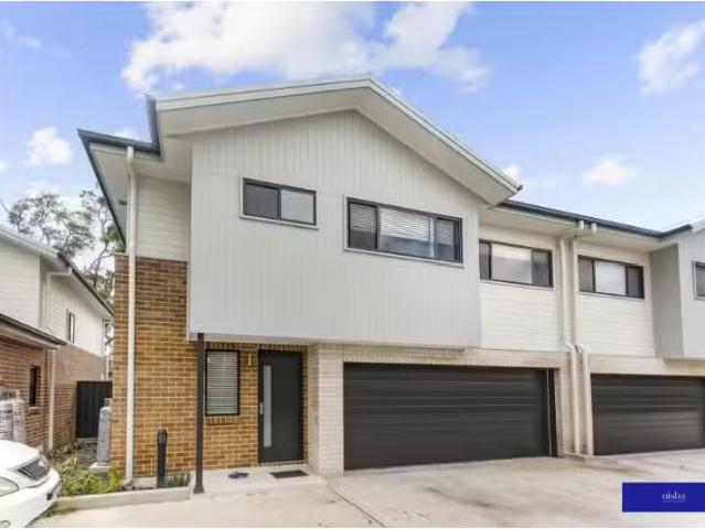 Nice 3 BR 21/235 Warners Bay Road, MOUNT HUTTON Townhouse for.