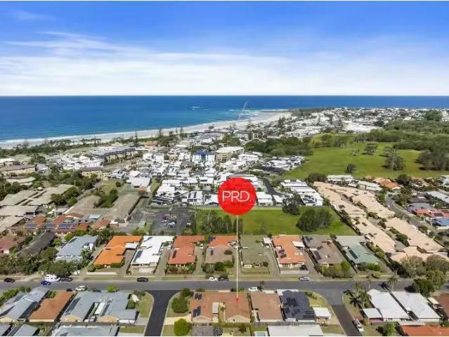 For Rent! 3 BR 2/1 Channel Place, KINGSCLIFF Townhouse for ren.