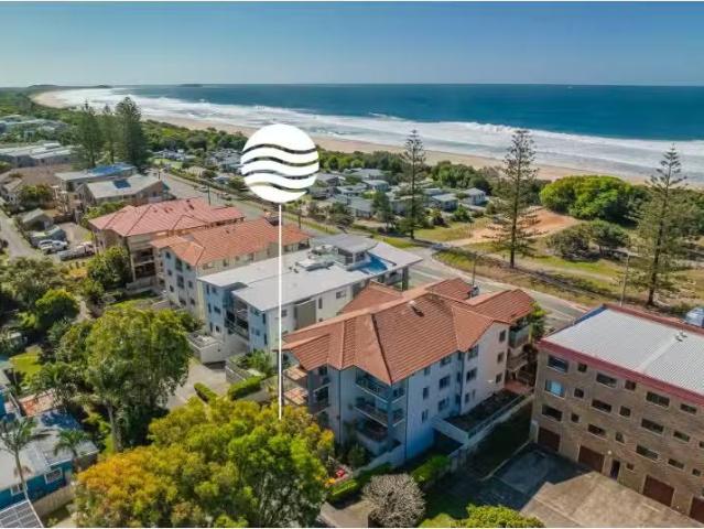 Deal! 3 BR 2/262 Marine Parade, Kingscliff Apartment for rent.