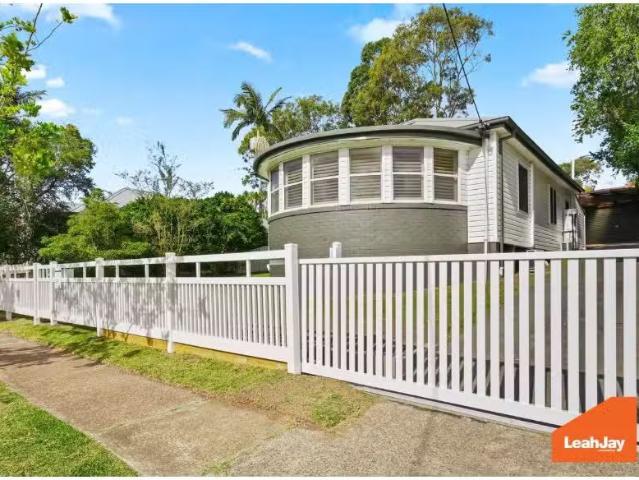 Cheap 3 BR 223 Sandgate Road, Birmingham Gardens House for ren.