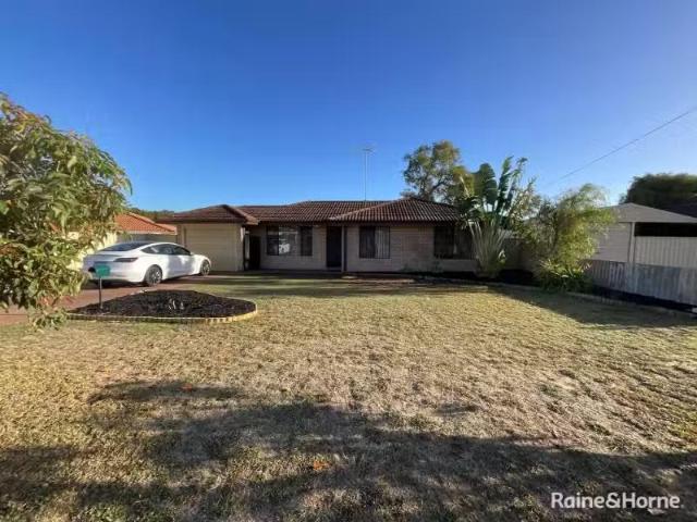 Charming 3 BR 24 Mississippi Drive, GREENFIELDS House for rent.