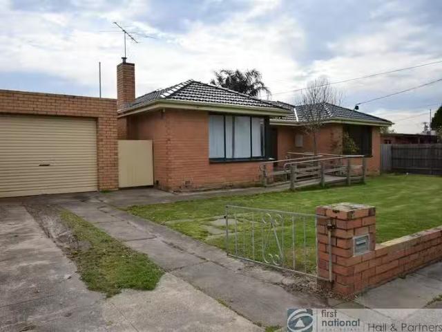 Cozy 3 BR 25 Percy Street, Noble Park, VIC 3174