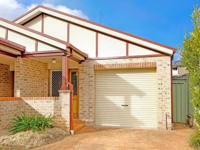 Unique 3 BR 2/8 Haynes Street, Penrith, NSW 2750
