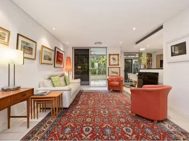 Just in! 3 BR 31/51 William Street, Double Bay Apartment for r.