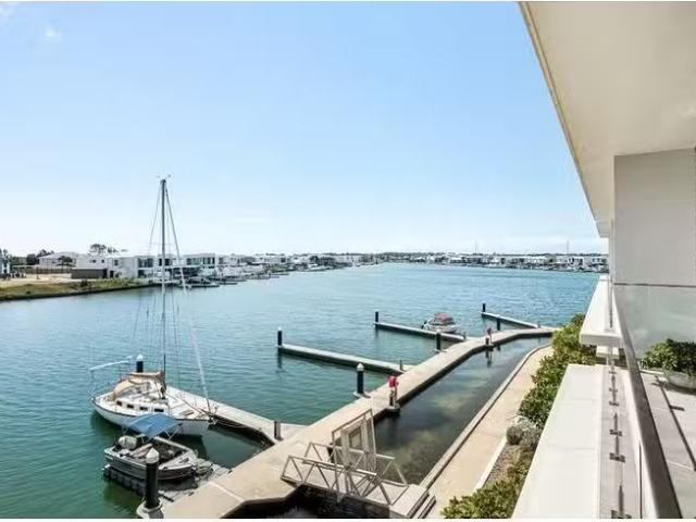 Nice 3 BR 312/15 Aqua Street, Newport, QLD 4020