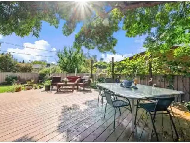 Cozy 3 BR 34 Jacobs Street, Evatt House for rent Listed by Sa.