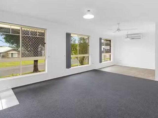 Charming 3 BR 36 Martins Drive, Kuluin, QLD 4558