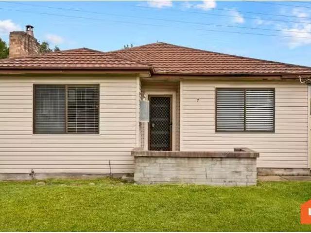 New 3 BR 7 Wilkinson Avenue, Birmingham Gardens House for rent.
