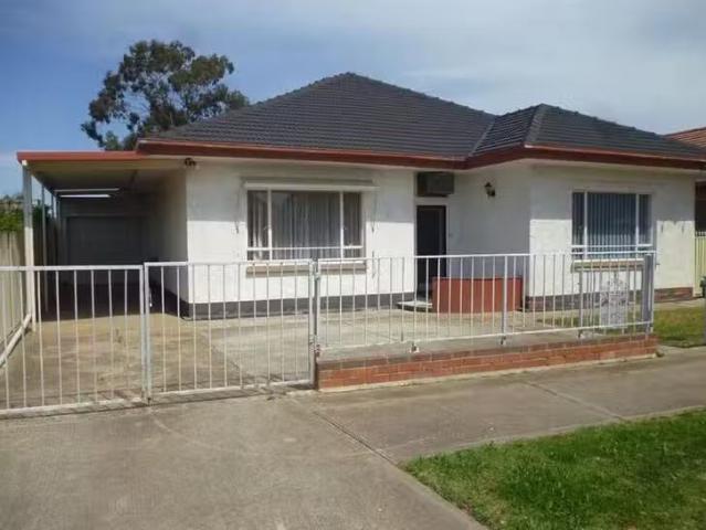 Just in! 3 BR 7 Durham Terrace, Royal Park, SA 5014