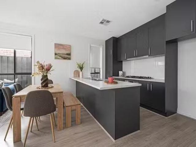 Deal! 3 BR 7 Heddle Street, Smithfield Plains, SA 5114