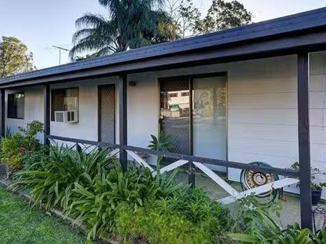 Deal! 3 BR 7 Melinda Street, Marsden, QLD 4132