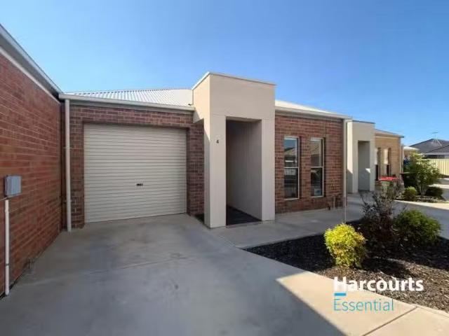 Nice 3 BR 4/10 Tangelo Court, DIREK, SA 5110 Unit for Rent