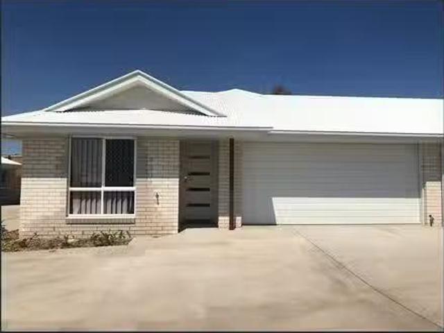 Cheap 3 BR 4/22 Gains Place, Glenvale, QLD 4350
