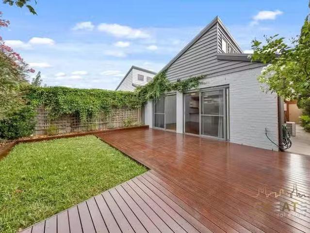 New 3 BR 44 Maddox Road, Newport, VIC 3015