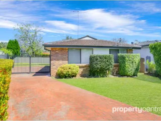 Cheap 3 BR 47 Yodalla Avenue, EMU PLAINS House for rent Liste.