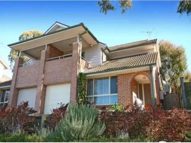 Just in! 3 BR 48b Kings Road, Castle Hill Townhouse for rent.