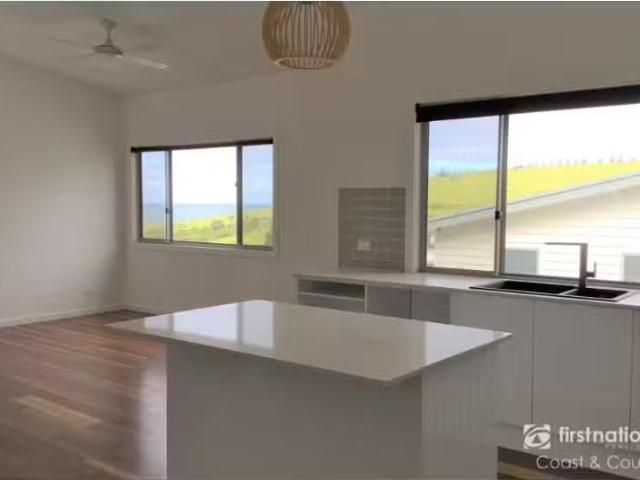Rental! 3 BR 4/9 Morrow Street, Gerringong House for rent Lis.