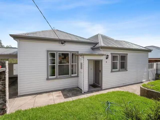 Deal! 3 BR 4 Berean Street, EAST LAUNCESTON, TAS 7250 House.